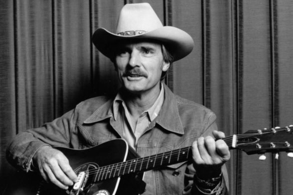 Photo of ‘Gunsmoke’ Star Dennis Weaver’s Next Show After Iconic Western Was a Major Flop