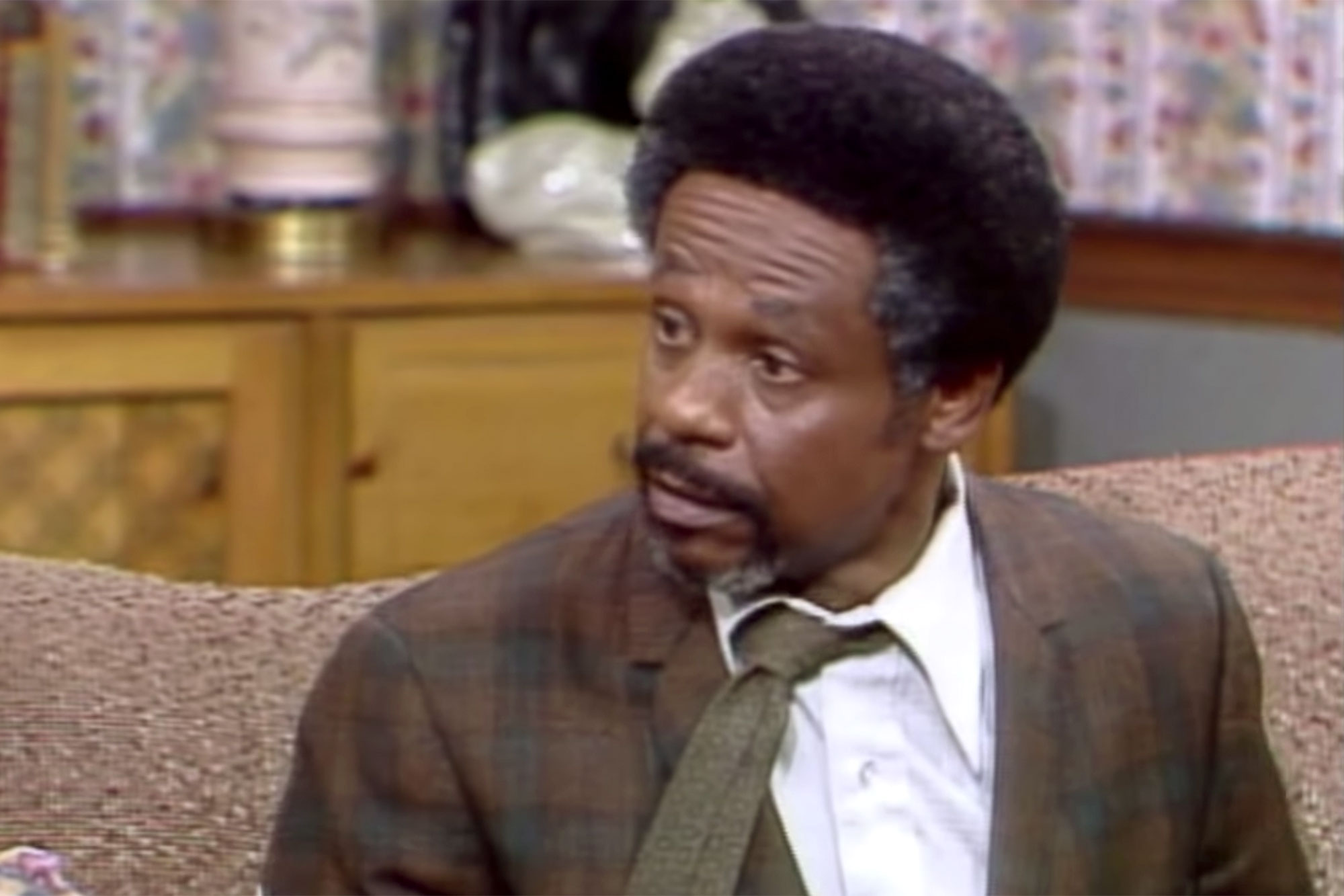Photo of Raymond Allen, Good Times and Sanford and Son actor, 𝕕𝕚𝕖𝕤 at 91