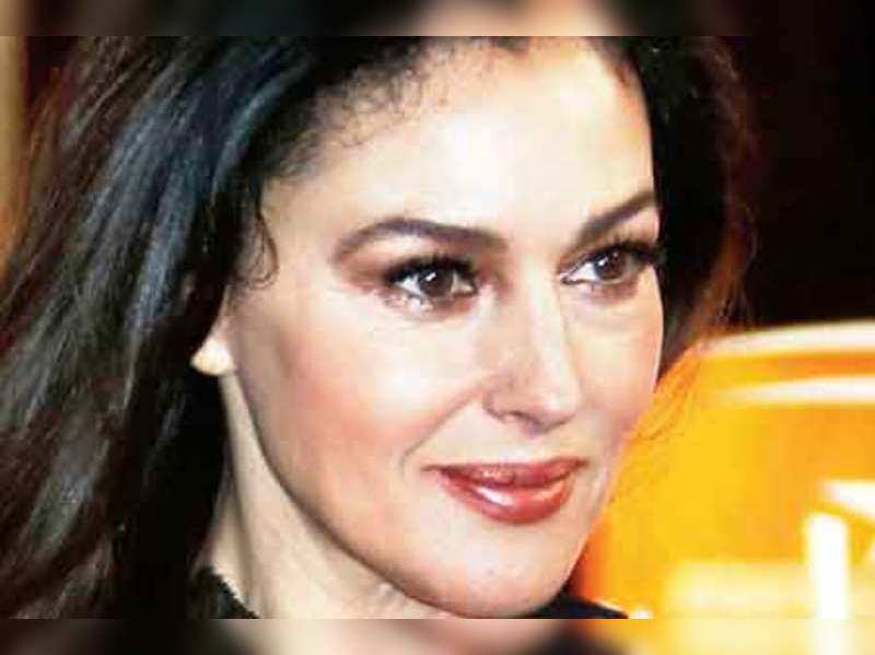 Photo of I was offered to play Sonia Gandhi, says Monica Bellucci