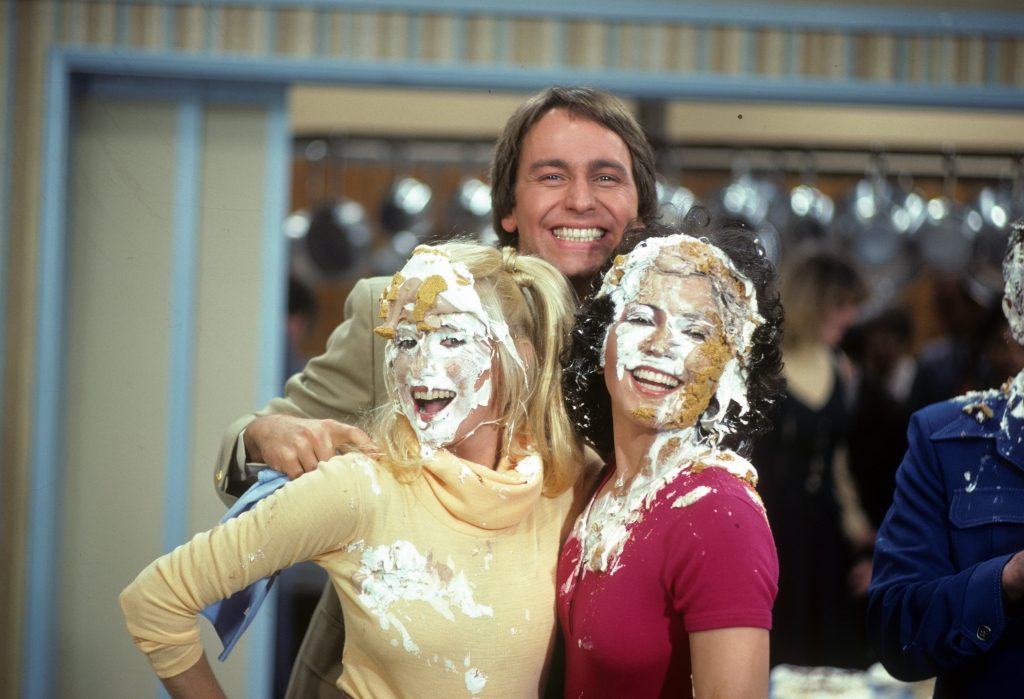 Photo of ‘Three’s Company’ Drama Resulted in John Ritter Refusing to Work With Suzanne Somers