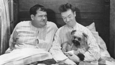 Photo of Everybody has a Past. Laurel and Hardy in “Chickens Come Home” (1931).