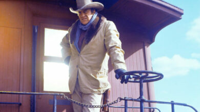 Photo of ‘Gunsmoke’: How Old Was James Arness When the Series Started?