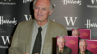 Photo of ‘M*A*S*H’ Legend Alan Alda Detailed Why He Approaches Life ‘Like an Improvisation’