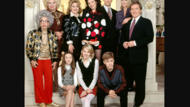 Photo of The Original Cast of The Nanny Is Reuniting for a Virtual Table Read