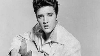 Photo of Elvis Presley Once Showed How to Disarm a Gunman With Disastrous Results