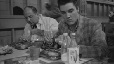 Photo of Elvis Presley’s Former Friend Opens Up About How His Manager Held the King Back