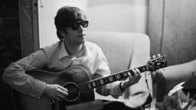 Photo of John Lennon ‘Hated’ One Elvis Presley Classic: Here’s Why