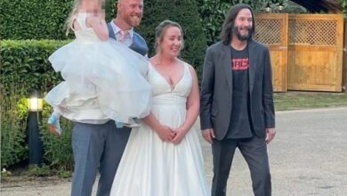 Photo of Keanu Reeves Makes Unexpected Appearance at Couple’s Wedding Reception