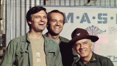 Photo of Alan Alda Is Auctioning Screen-Used ‘Hawkeye’ Dog Tags and Boots for Charity