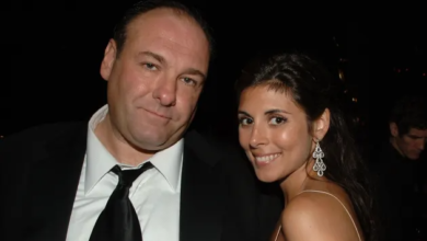 Photo of James Gandolfini Would Say ‘I F—ing Suck’ Out Loud and ‘Question Himself’ on ‘Sopranos’ Set, Recalls Jamie-Lynn Sigler: ‘I Appreciated That’